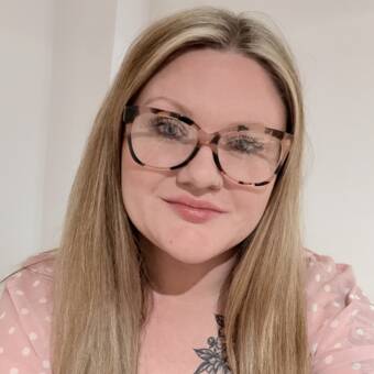 The avatar of Louise