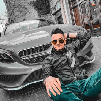 The avatar of Waseem