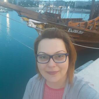 的化身 Светла