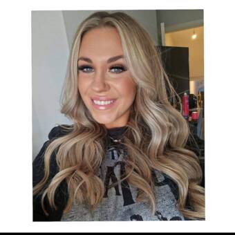 The avatar of Rebecca