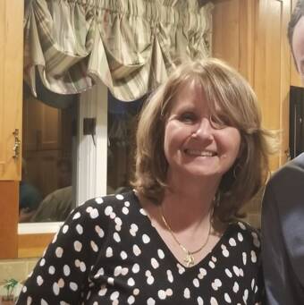 次のアバター： Daniela