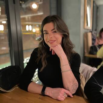 The avatar of Lindsay