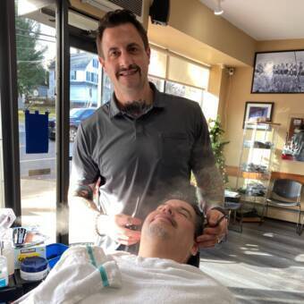 الصورة الرمزية لـ Brian