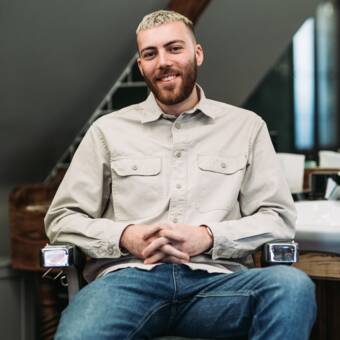 次のアバター： Callum