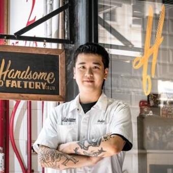 The avatar of Hoho ( Holidays: DEC, 15-21)