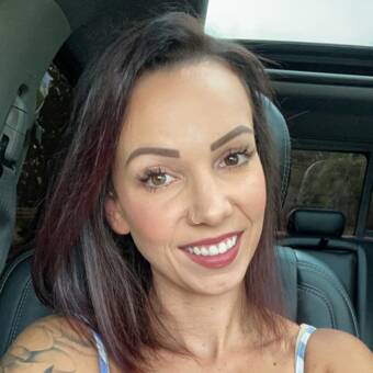 次のアバター： Shelley