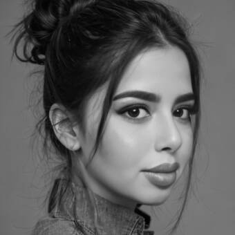 次のアバター： SARA