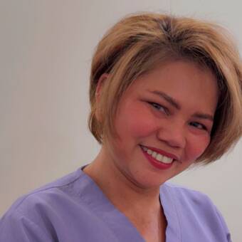 The avatar of تينا