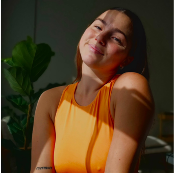 The avatar of Samantha Jade