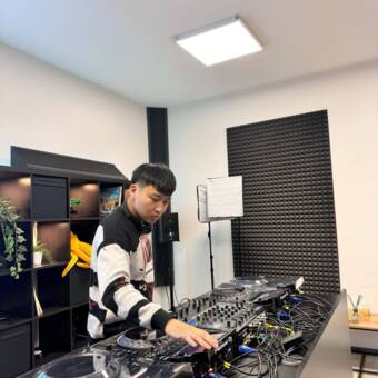 Avatar Johnny  (LINH)