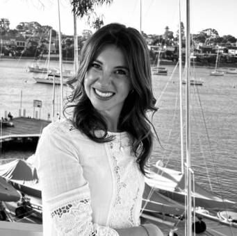 次のアバター： Coralie