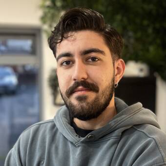 The avatar of Amir (Rez)