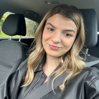 The avatar of Christina