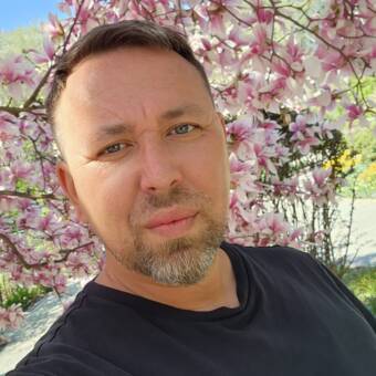 Dmitry的头像