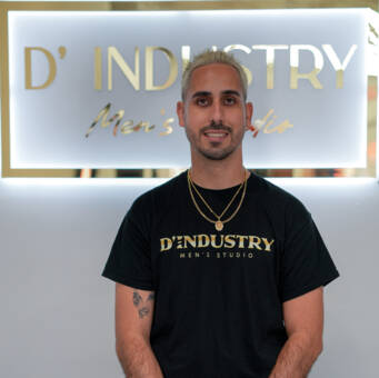 The avatar of Dennisson