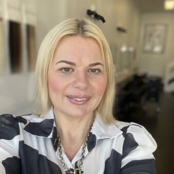 The avatar of Crystal