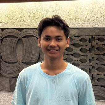 The avatar of Daniel