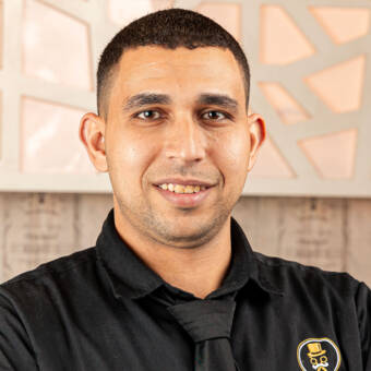 的化身 على حسن