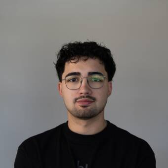 The avatar of Ricardo