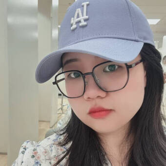 Avatar Amelia | she/her