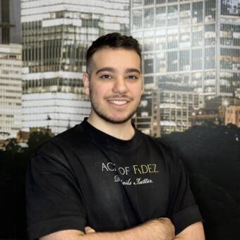 The avatar of JUSTIN