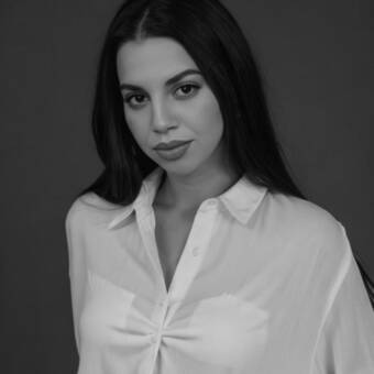 次のアバター： SOFIA