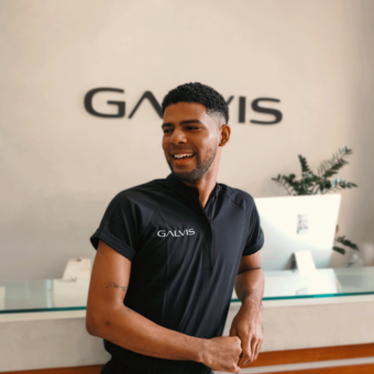 次のアバター： Jason