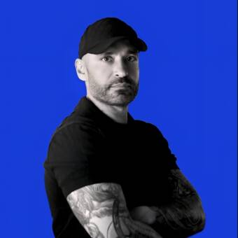 Henkilön Ивайло avatar