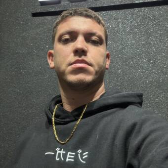 的化身 Mathias Nicolás