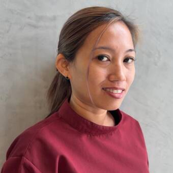 The avatar of Jennifer