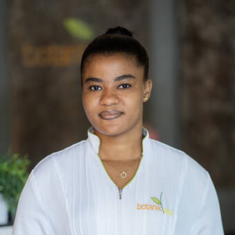 The avatar of Ashley