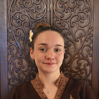 The avatar of Vicky