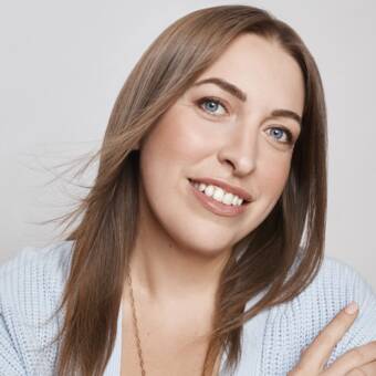 的化身 Stéphanie