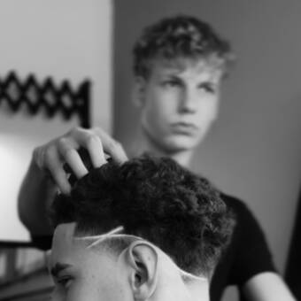 Adrianpseudoportretas