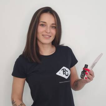 的化身 Танита