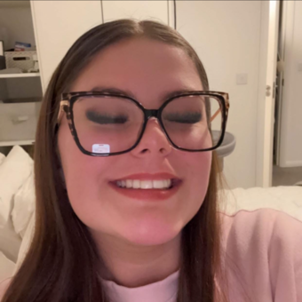 The avatar of Chloe