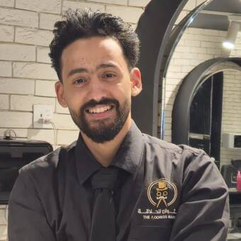 The avatar of يحيي