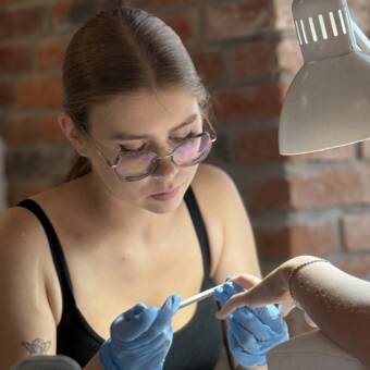 الصورة الرمزية لـ Natalia