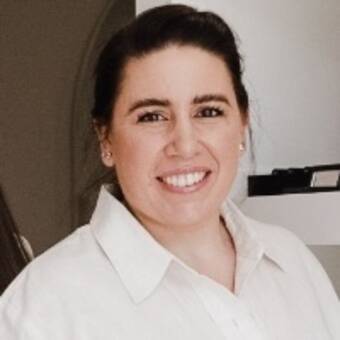 次のアバター： Elissa