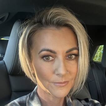 The avatar of Rebecca