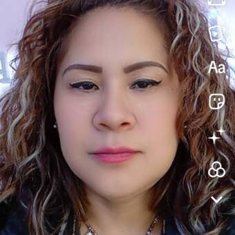 الصورة الرمزية لـ Liz