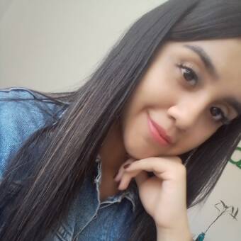 الصورة الرمزية لـ Shirley