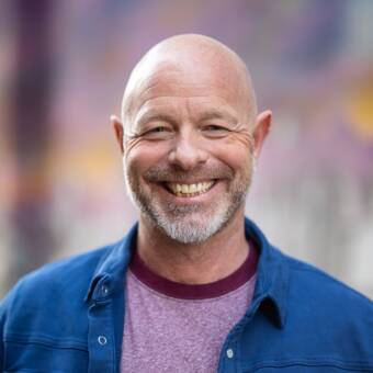 The avatar of Andrew