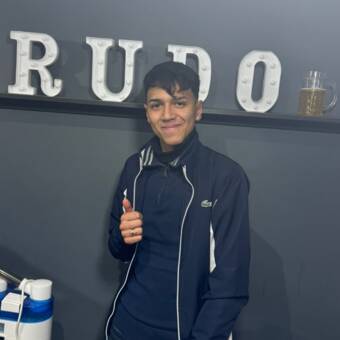 Hình đại diện của Julián