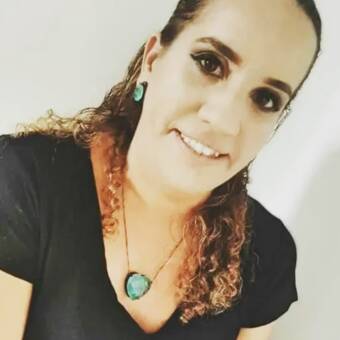 الصورة الرمزية لـ Talita