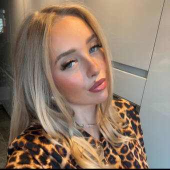 Henkilön Elise avatar