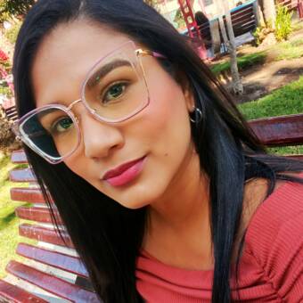 The avatar of Betania Carolina