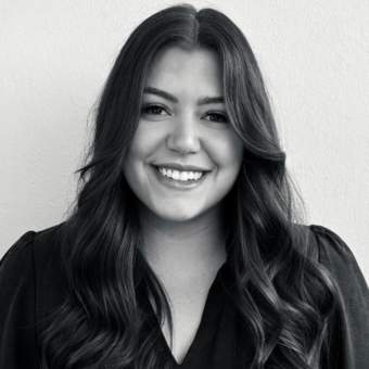 The avatar of Lauren