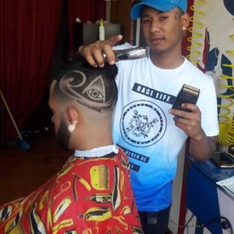 次のアバター： Maikel