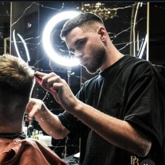 Аватарът на Tony